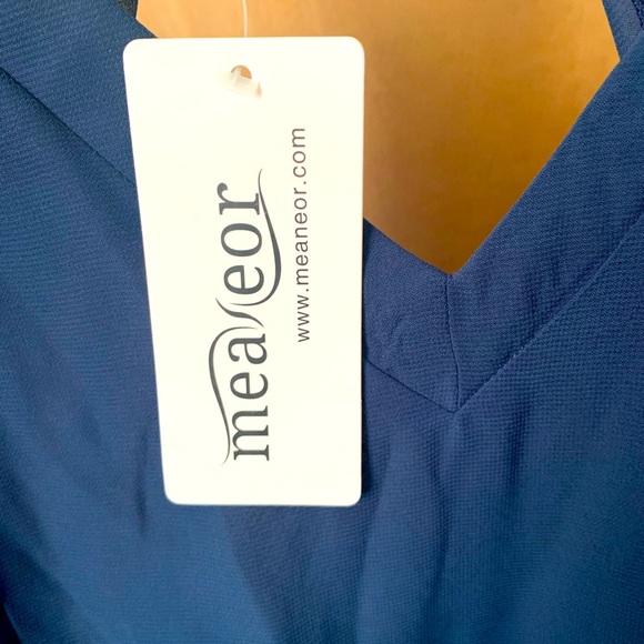 Dress - Picture 3 of 4